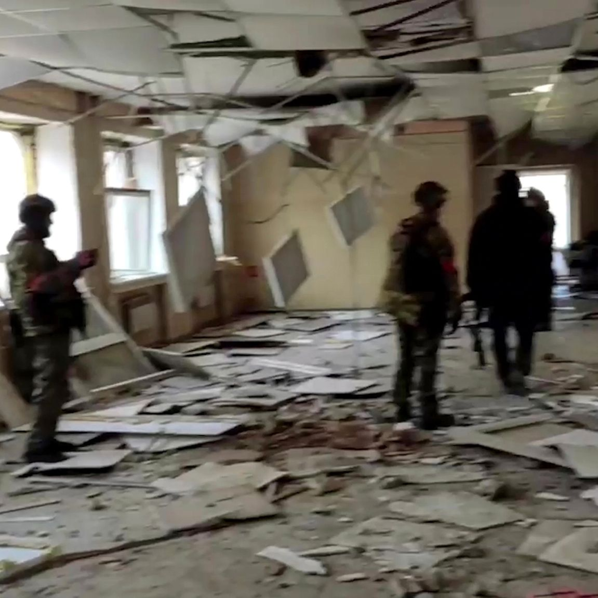 Russische Truppen haben die Stadt Sudscha im Gebiet Kursk nach eigenen Angaben zurückerobert. - Foto: Uncredited/Russian Defense Ministry Press Service/AP/dpa