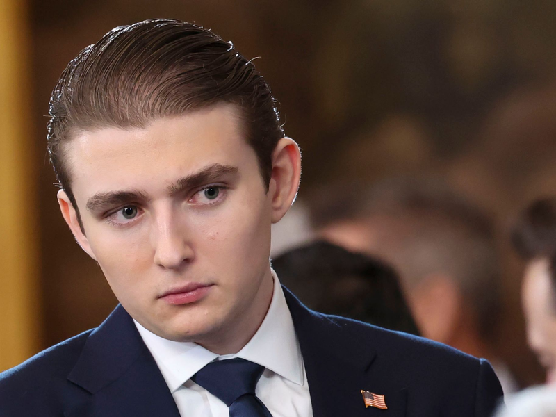 Barron Trump studiert an der New York University. (Archivbild) - Foto: Kevin Lamarque/Pool Reuters/AP/dpa