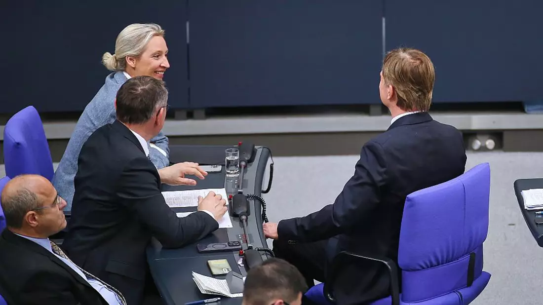 AfD-Bundestagsfraktion mit Weidel, Chrupalla und Baumann am 13.03.2025 - Bild: über dts Nachrichtenagentur