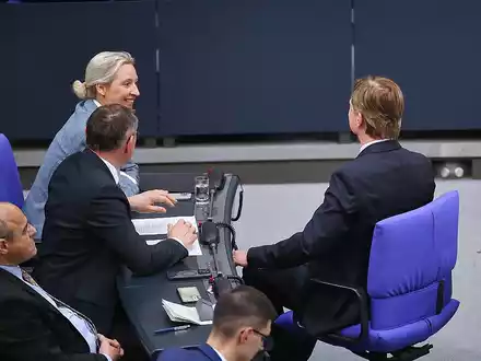 AfD-Bundestagsfraktion mit Weidel, Chrupalla und Baumann am 13.03.2025 - Foto: über dts Nachrichtenagentur