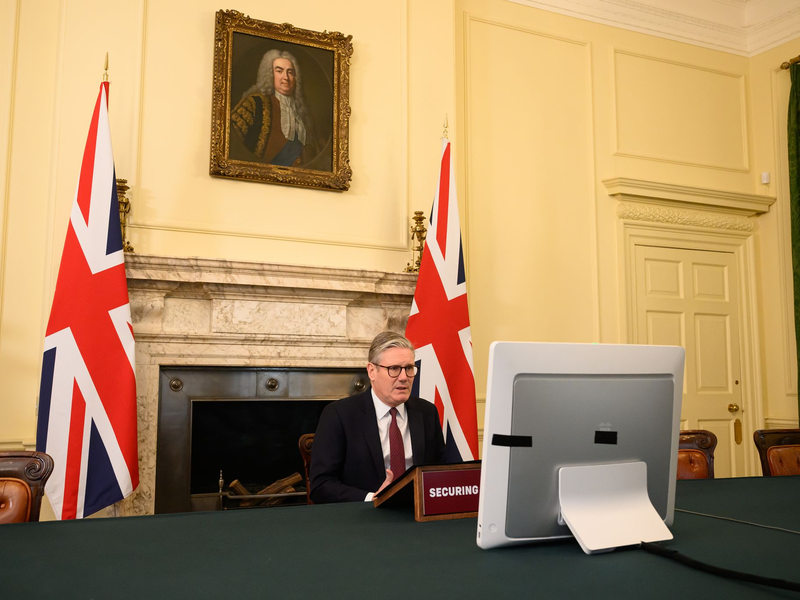 An der Konferenz nahmen mehrere Staats- und Regierungschefs sowie die Spitzen von Nato und EU teil.  - Foto: Leon Neal/PA Wire/dpa