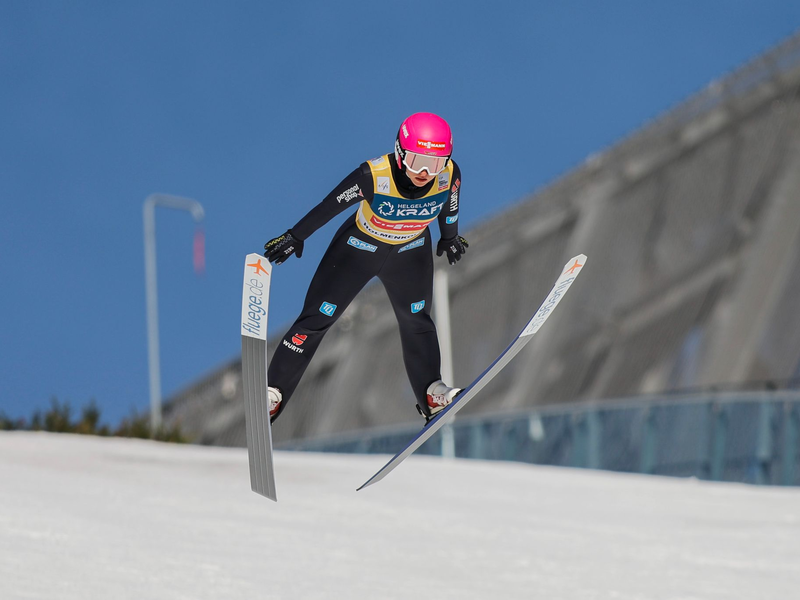 Kombiniererin Nathalie Armbruster beim Skispringen in Oslo. - Foto: Christoffer Andersen/NTB/dpa