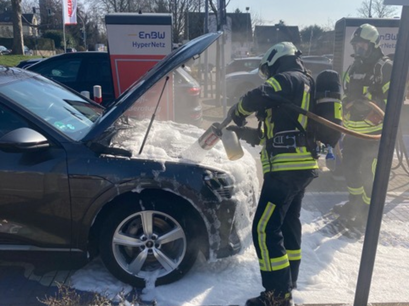 FW Mettmann: Geschäftiger Samstagvormittag für die Feuerwehr Mettmann - Foto: presseportal.de