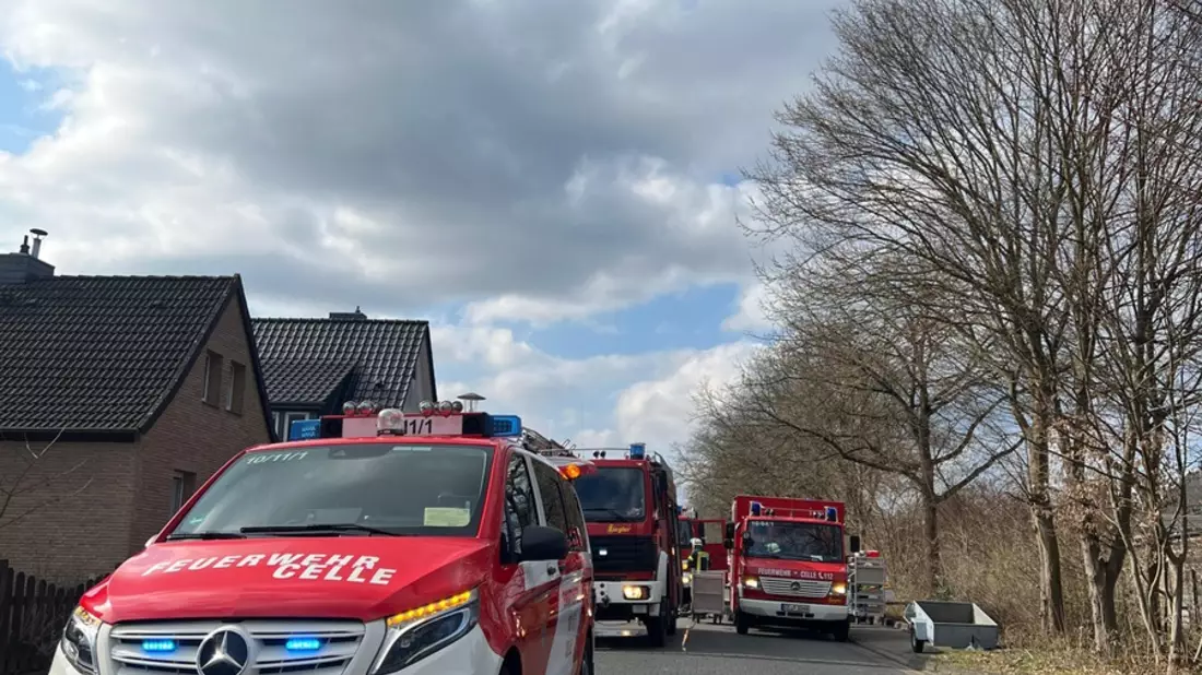 FW Celle: Schuppen in Vollbrand - Bild: presseportal.de