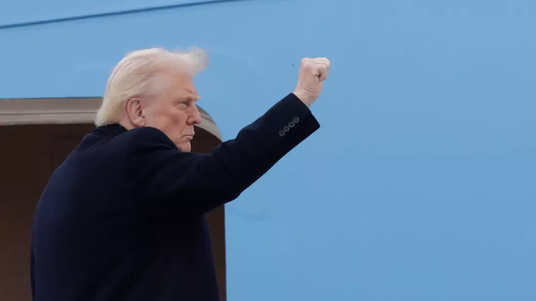 Trump ordnet Angriffe auf die Huthi im Jemen an.  - Bild: Luis M. Alvarez/AP/dpa