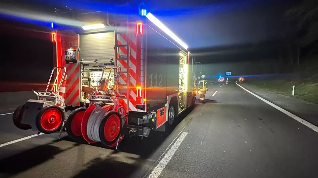 FW-RS: Vollsperrung der BAB A1 Fahrtrichtung Köln - Bild: presseportal.de