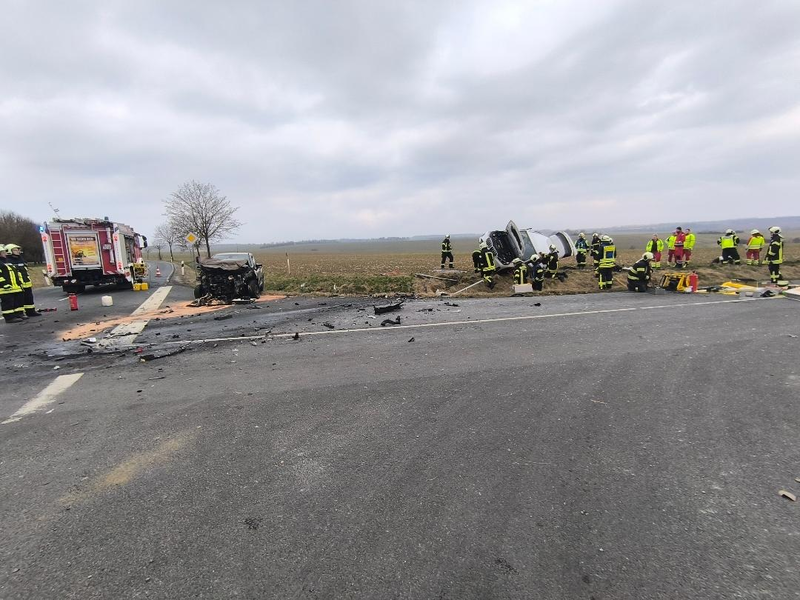 LPI-NDH: Missachtetes Stoppschild fordert einen Verletzten - Foto: presseportal.de