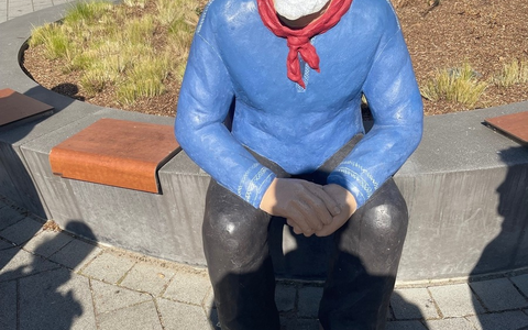 POL-PB: Kopf an Statue abgeschlagen - Foto: presseportal.de