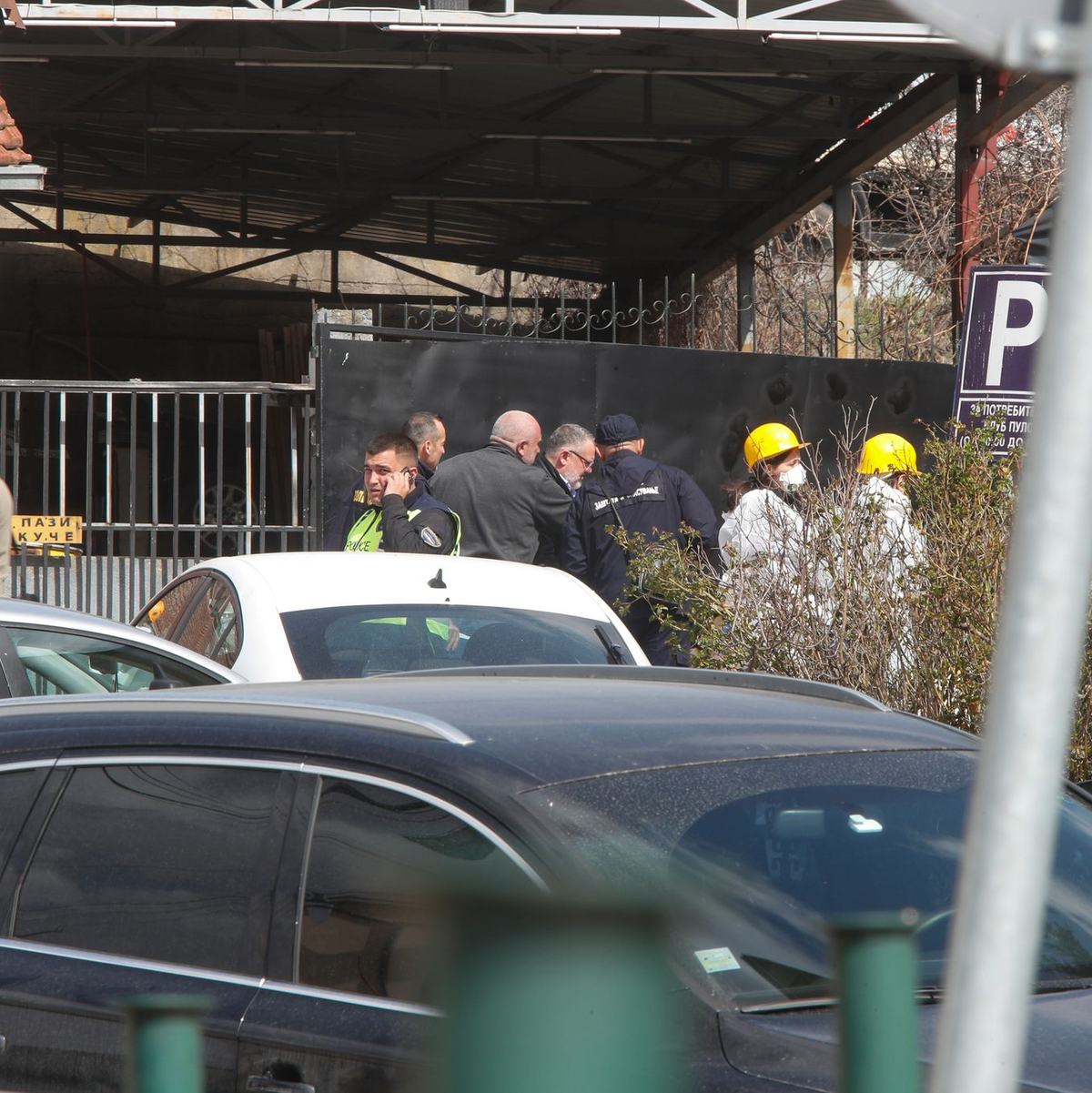 Innenminister Toskovski versprach, dass die staatlichen Organe den Ursachen der Tragödie auf den Grund gehen würden.  - Foto: Boris Grdanoski/AP/dpa