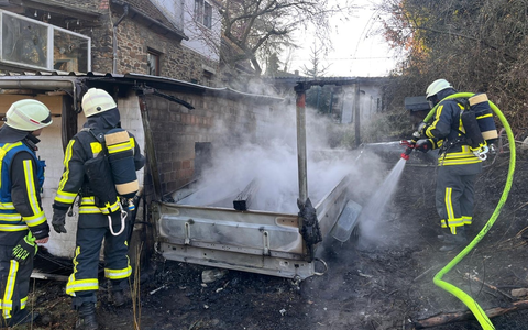 FW-EN: Mehrere Brandeinsätze für die Hattinger Feuerwehr am heutigen Sonntag - Foto: presseportal.de FW-EN: Mehrere Brandeinsätze für die Hattinger Feuerwehr am heutigen Sonntag - Foto: presseportal.de