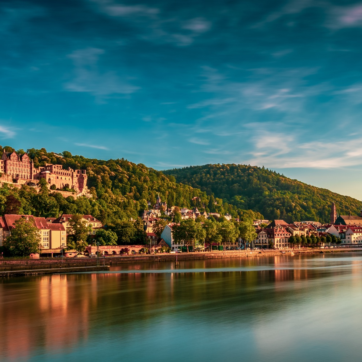 Heidelberg begeistert mit Geschichte, Kultur, kreativen Orten, lebendigem Flair und Genuss.  - Foto:  Bernhard/Adobe Stock