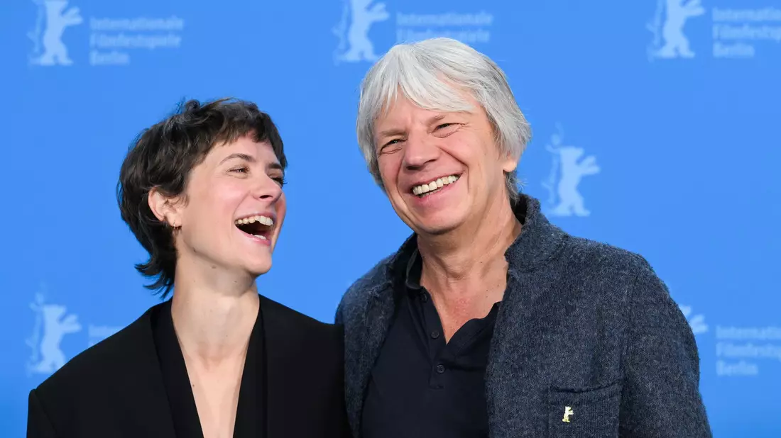 Liv Lisa Fries und Regisseur Andreas Dresen können beim Deutschen Filmpreis auf Auszeichnungen hoffen. (Archivbild)  - Bild: Soeren Stache/dpa