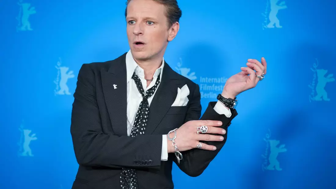 Kann doppelt hoffen: Schauspieler Alexander Scheer. (Archivbild)  - Bild: Soeren Stache/dpa