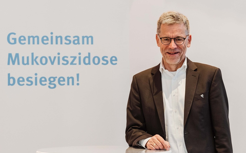 Meine statistische Lebenserwartung ist mit mir mitgewachsen / Bundesverband Mukoviszidose e.V. und Vorsitzender Stephan Kruip feiern 60. Geburtstag - Foto: presseportal.de