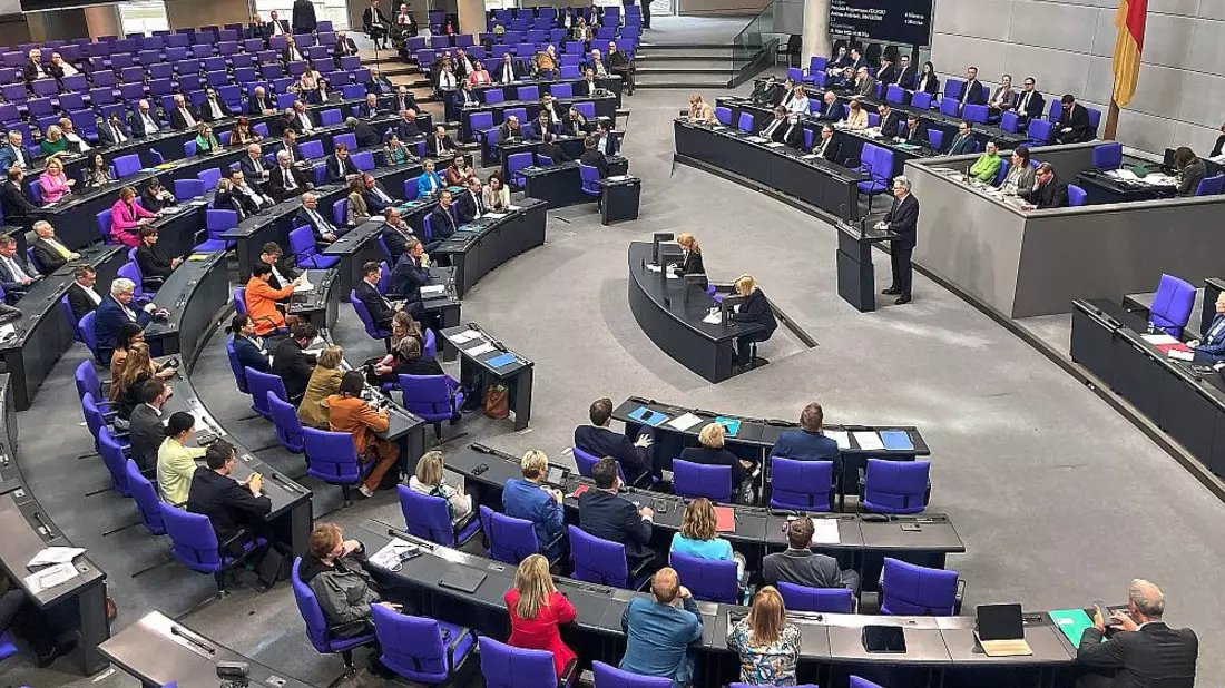 Sondersitzung des Deutschen Bundestags am 13.03.2025 - Bild: über dts Nachrichtenagentur