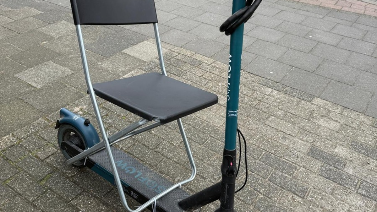 POL-KLE: Geldern - E-Scooter Fahrer wollte es bequem haben und war mit altem Kennzeichen unterwegs: Strafanzeige - Foto: presseportal.de