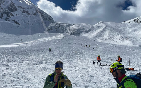 Die Bergretter rückten aus.  - Foto: ---/Soccorso Alpino e Speleologico/dpa
