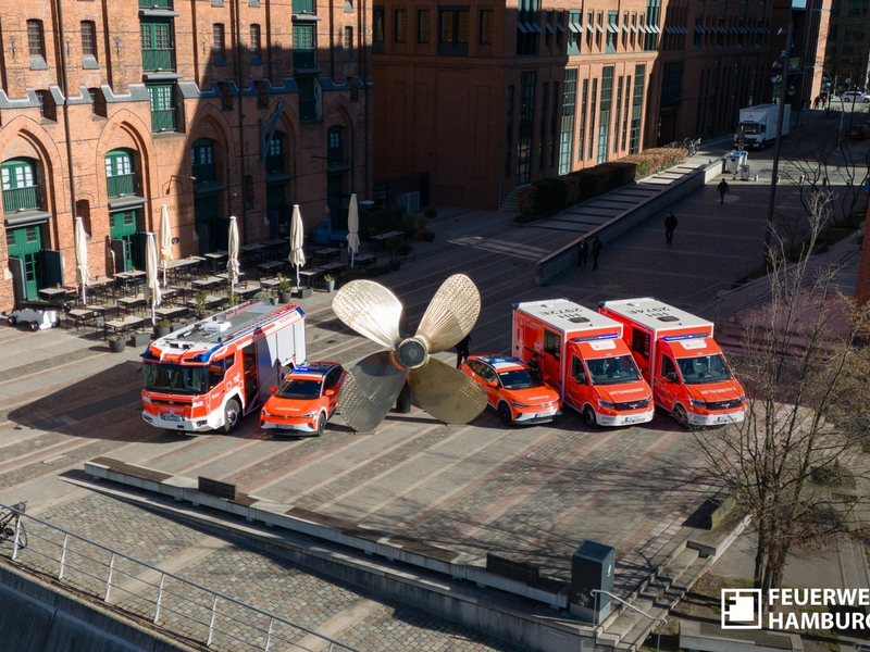 FW-HH: Feuerwehr Hamburg startet Probebetrieb mit vollelektrischen Einsatzfahrzeugen - Foto: presseportal.de