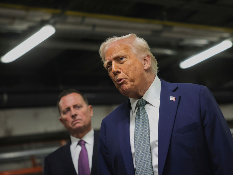 US-Präsident Donald Trump steht in der Präsidentenloge des John F. Kennedy Centers. - Foto: Uncredited/Pool/AP/dpa