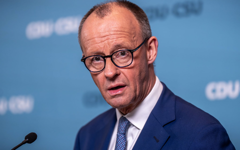 Der Bundestag will heute ein Riesen-Schuldenpaket beschließen. Gibt der Bundesrat auch grünes Licht, dürfte das auch schnelle neue Hilfen für die Ukraine bedeuten. Kündigt der Unionsfraktionschef an. - Foto: Michael Kappeler/dpa