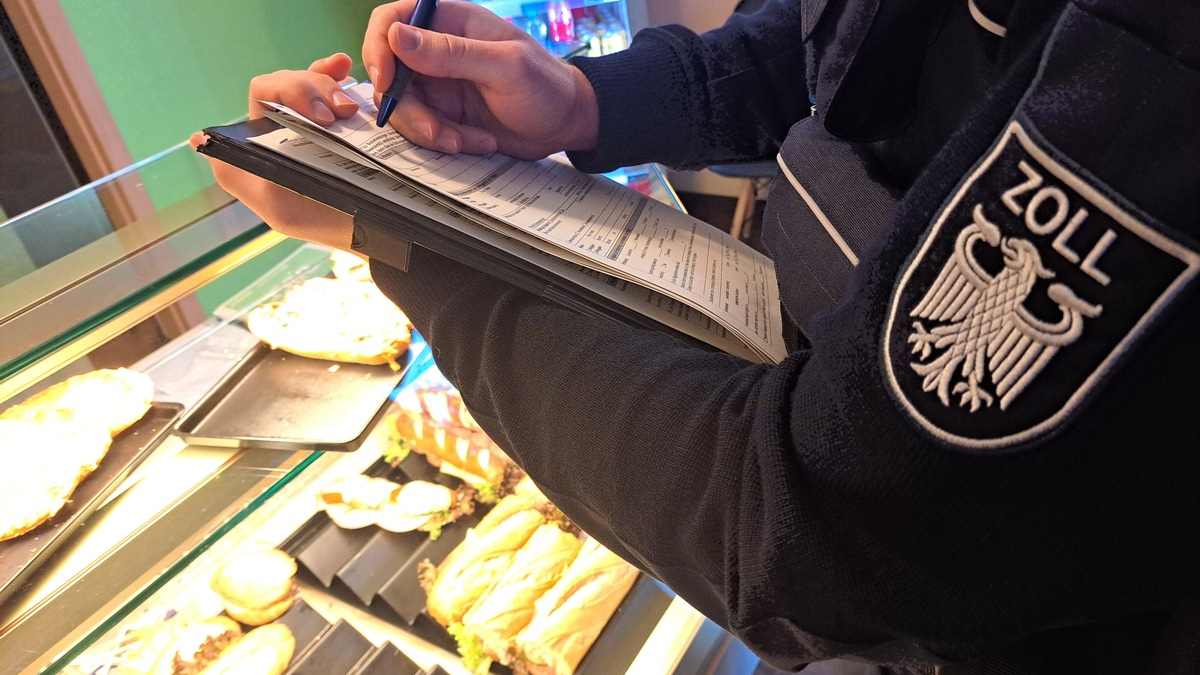 HZA-SB: Saarbrücker Zoll beteiligt sich an Mindestlohnprüfung; Finanzkontrolle Schwarzarbeit im gesamten Bundesgebiet im Einsatz - Foto: presseportal.de