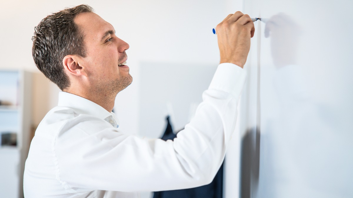 Leere Führungsetagen? Thomas Grynia von grynia consulting verrät, warum Unternehmen ihre Recruiting-Strategien überdenken müssen - Foto: presseportal.de