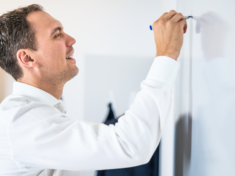 Leere Führungsetagen? Thomas Grynia von grynia consulting verrät, warum Unternehmen ihre Recruiting-Strategien überdenken müssen - Foto: presseportal.de