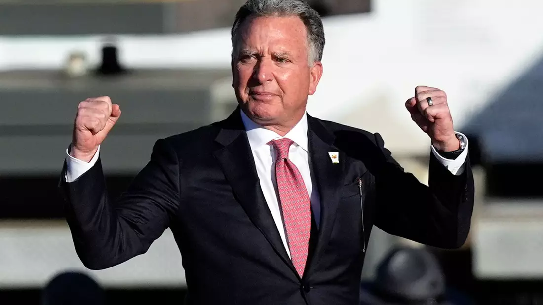 Steve Witkoff ist als Vertrauter des US-Präsidenten ein Fixpunkt in den Verhandlungen über ein Kriegsende. (Archivbild) - Bild: Julia Demaree Nikhinson/AP/dpa
