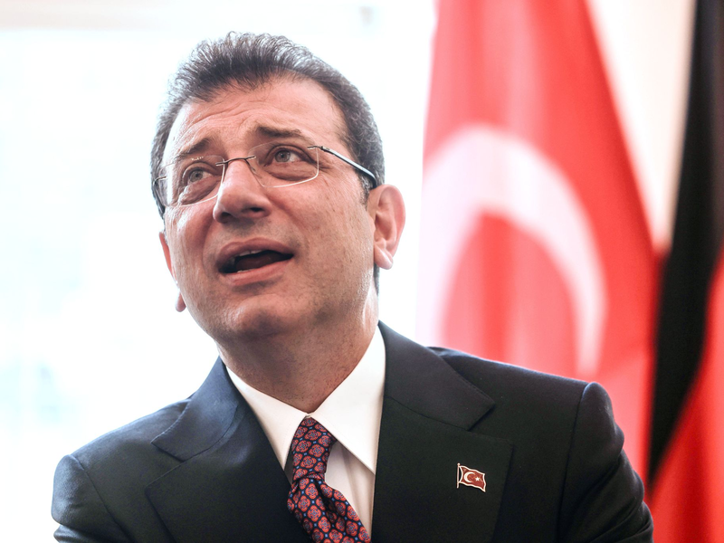 Ekrem Imamoglu gilt als vielleicht wichtigster Gegenspieler von Staatschef Erdogan in der Türkei. (Archivbild) - Foto: Oliver Berg/dpa