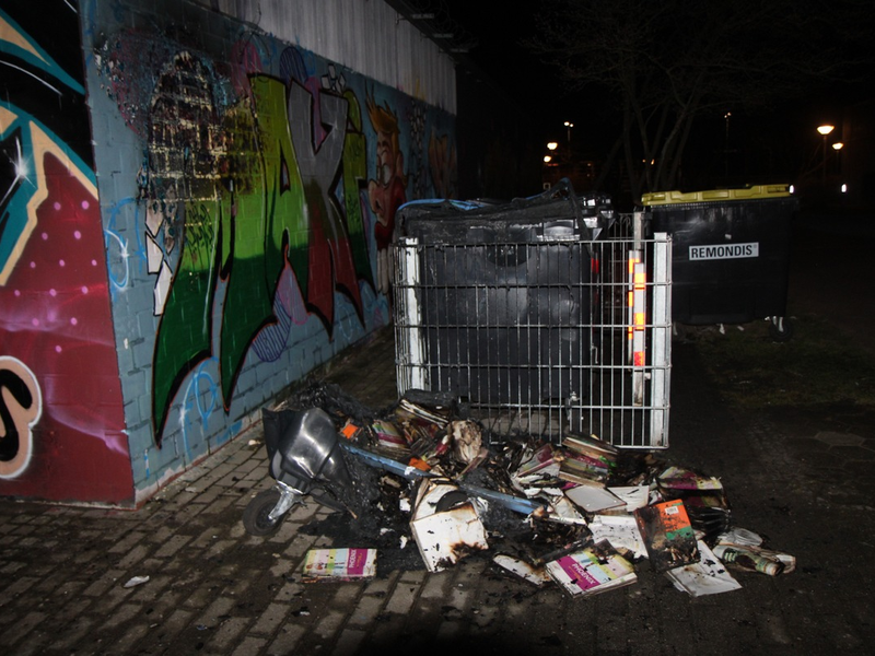 POL-COE: Coesfeld, Schulzentrum/ Müllcontainer brennen - Foto: presseportal.de