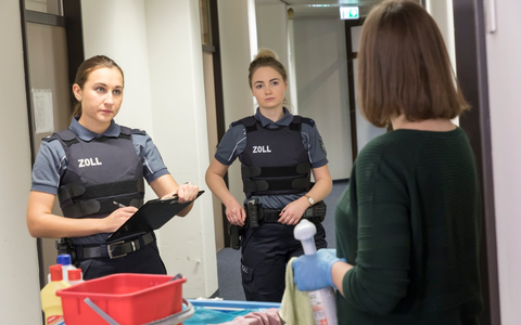 HZA-N: Freiheitsstrafe für Schwarzarbeit nach Ermittlungen durch Nürn-berger Zoll - Foto: Zoll, presseportal.de