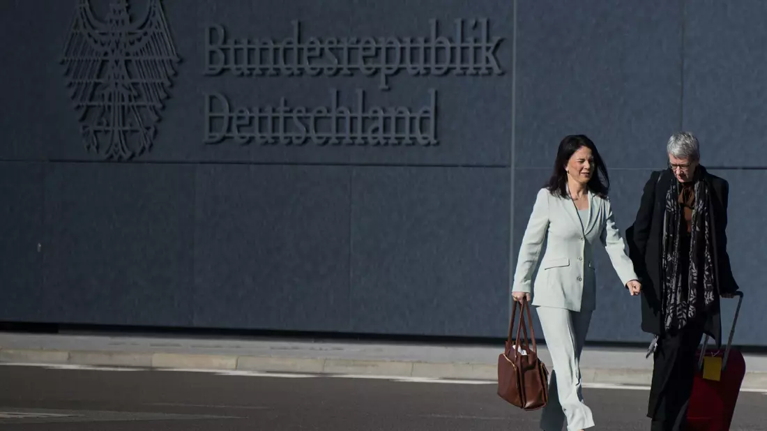 Nach ihrem Besuch im Libanon reist Außenministerin weiter nach Syrien, wo es erst vor wenigen Tagen einen heftigen Gewaltausbruch gegeben hat. - Bild: Hannes P. Albert/dpa