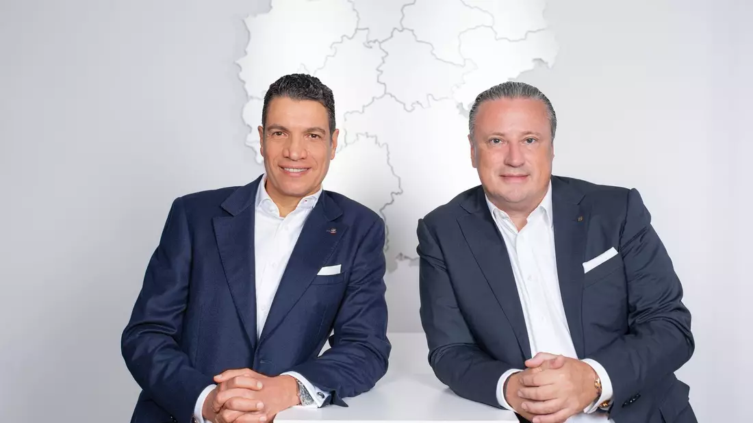 Sassan Hilgendorf und Daniel Ritter, Geschäftsführende Gesellschafter bei Von Poll Immobilien: Ein Mehrheitsanteil an dem Makler soll verkauft werden (Archivbild) - Bild: Poll Immobilien/Von Poll Immobilien/dpa