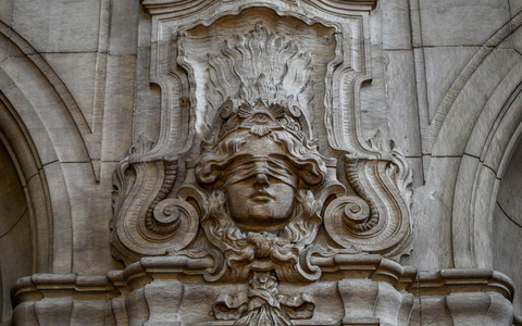 Am kommenden Montag soll der Prozess vor dem Landgericht Berlin beginnen. (Symbolbild) - Foto: Jens Kalaene/dpa