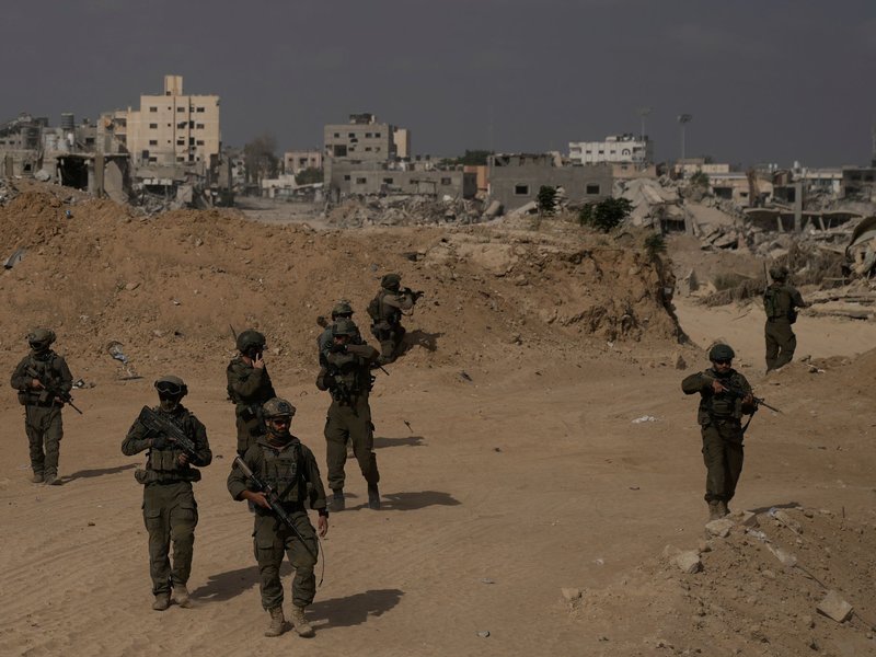 Israel ist wieder mit Bodentruppen im Gazastreifen im Einsatz. (Archivbild) - Foto: Leo Correa/AP/dpa
