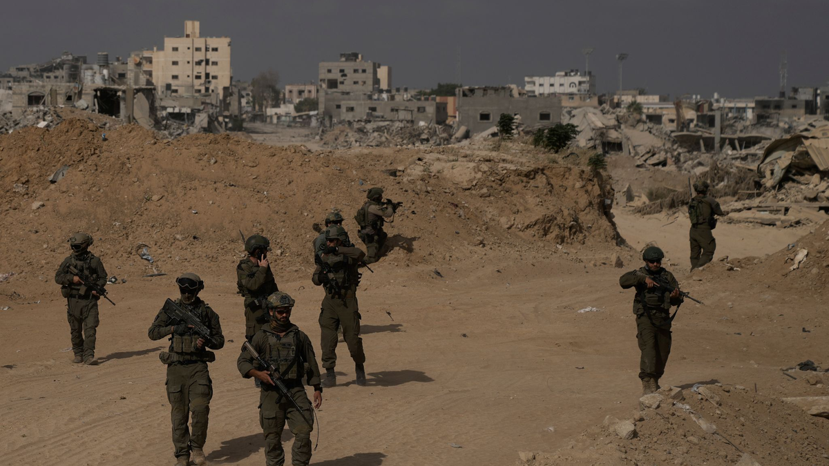 Die tote Geisel wurde im Süden des Gazastreifens gefunden. - Foto: Leo Correa/AP/dpa