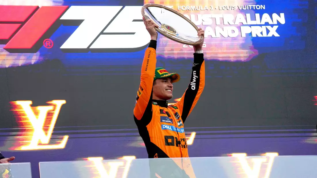 Lando Norris gewann das erste Saisonrennen vor Max Verstappen. - Bild: Hasan Bratic/dpa