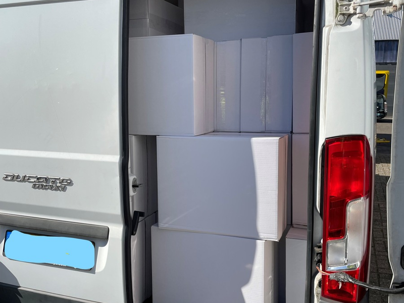 ZOLL-E: Staatsanwaltschaft Düsseldorf und Zollfahndung Essen Schlag gegen internationale illegale Zigarettenproduktion/illegale Zigaretten-fabrik/ 13 Festnahmen,12 Haftbefehle/Steuerschaden in Millionenhöhe - Foto: presseportal.de