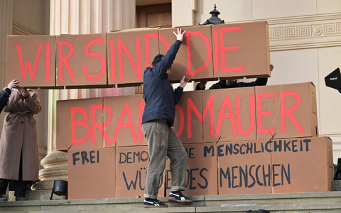 In Kommunalparlamenten im Osten grenzen sich die restlichen Parteien ähnlich stark von der AfD ab wie im Westen, sagen Forscher. (Archivbild) - Foto: Michael Bahlo/dpa In Kommunalparlamenten im Osten grenzen sich die restlichen Parteien ähnlich stark von der AfD ab wie im Westen, sagen Forscher. (Archivbild) - Foto: Michael Bahlo/dpa