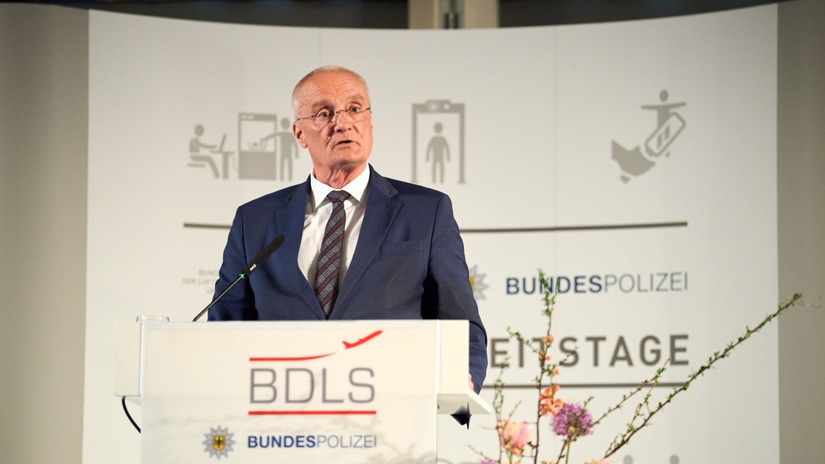 BPOLP Potsdam: Gemeinsame Pressemitteilung - 14. Luftsicherheitstage: Luftsicherheit im internationalen Gefüge - Foto: presseportal.de