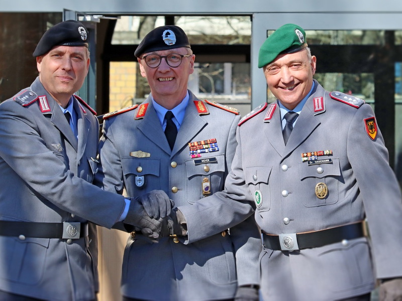 Wechsel an der Spitze: Neuer Kommandeur des ZMSBw - Foto: presseportal.de