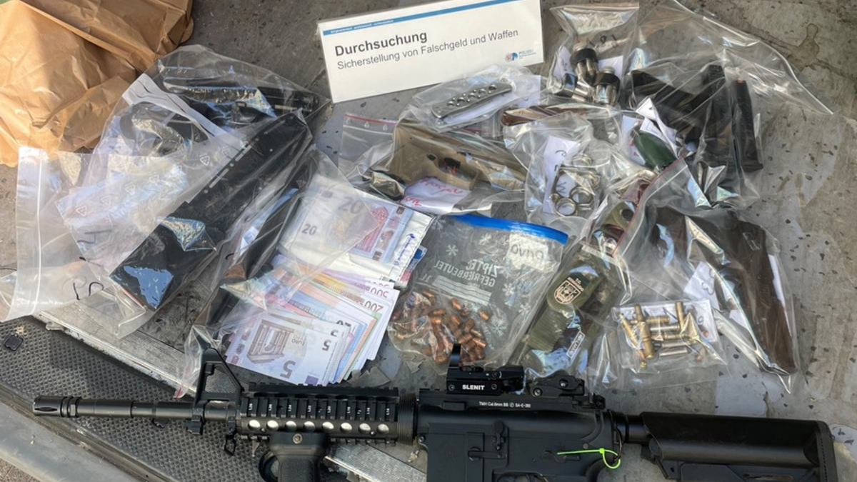 POL-K: 250320-5-K Durchsuchungen wegen Falschgeldhandel - Festnahme nach Waffenfund - Foto: presseportal.de