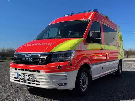 FW Paderborn: Vier neue Krankentransportwagen verstärken die Feuerwehr Paderborn - Foto: presseportal.de