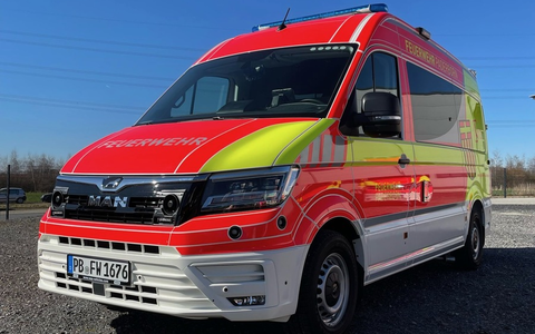 FW Paderborn: Vier neue Krankentransportwagen verstärken die Feuerwehr Paderborn - Foto: presseportal.de