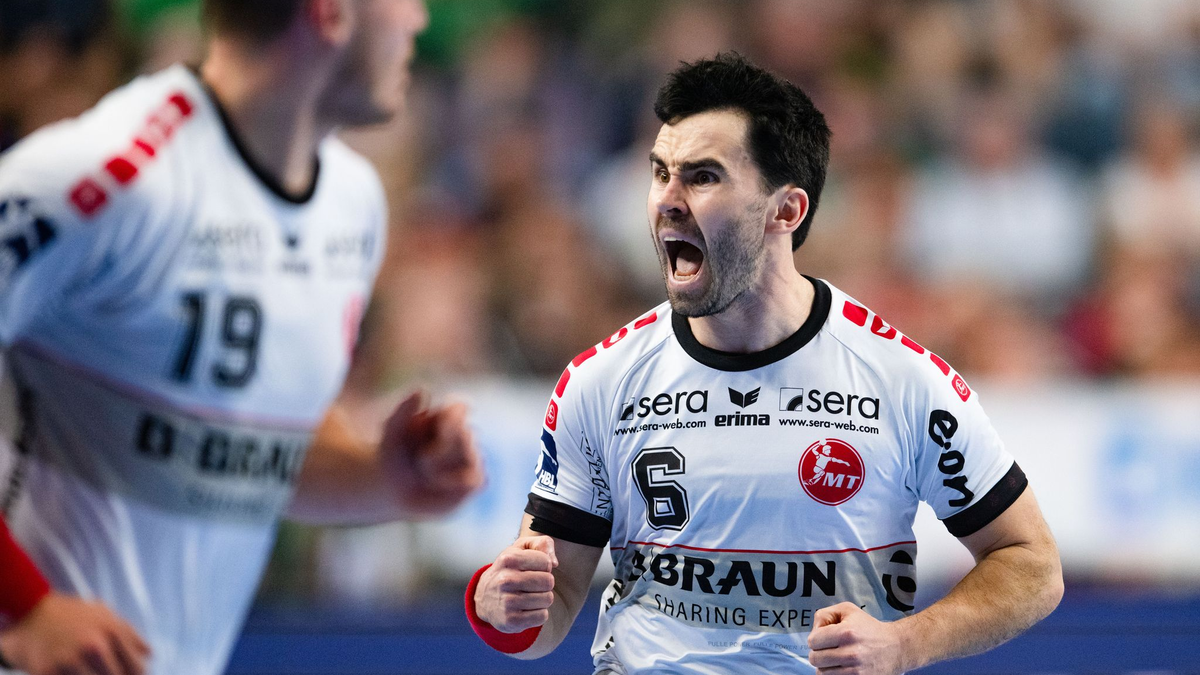 Erik Balenciaga und die MT Melsungen spielten beim HSV Hamburg. - Foto: Marius Becker/dpa