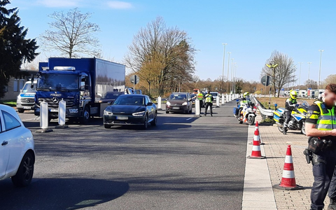 POL-AC: Polizei und Zoll ziehen Bilanz: Umfangreicher Kontrolleinsatz in der Grenzregion - Foto: presseportal.de