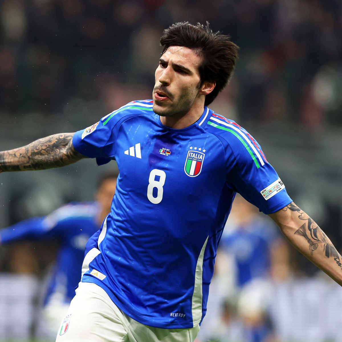 Schoss das wichtige 1:0: Sandro Tonali. - Foto: Marco Iacobucci/LiveMedia-IPA/ZUMA Press Wire/dpa