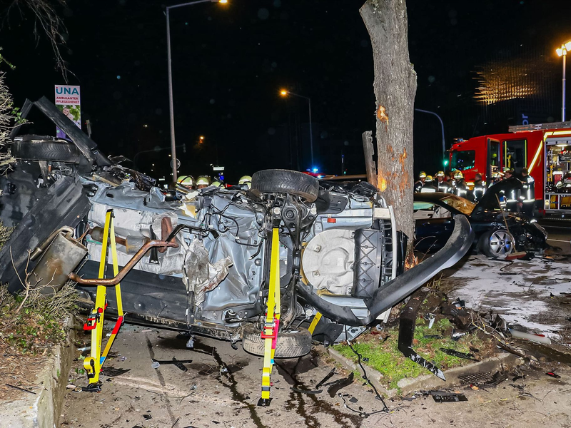 Der Fahrer des am Unfall beteiligten Pkw wurde festgenommen.  - Foto: Andreas Rometsch/KS-Images.de/dpa