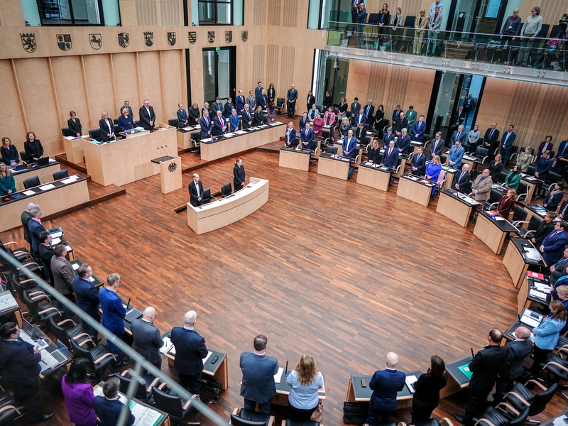 Der Bundesrat ist die letzte große Hürde für das von Union und SPD angestoßene Schuldenpaket. (Archivbild) - Foto: Kay Nietfeld/dpa