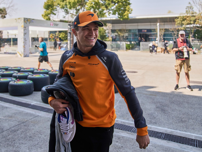 Max Verstappen muss den Rückstand auf McLaren aufholen. - Foto: Andy Wong/AP/dpa